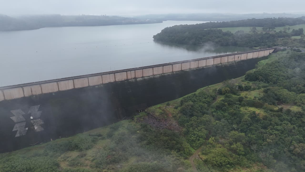USINA DE SALTO CAXIAS ABRE TODAS AS COMPORTAS